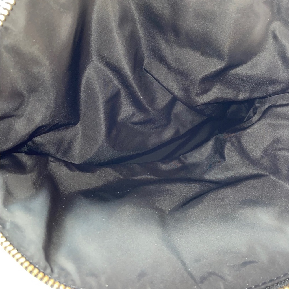 Marc Jacobs Elegant Preppy Black Nylon Crossbody Messenger Bag. - Picture 5 of 9